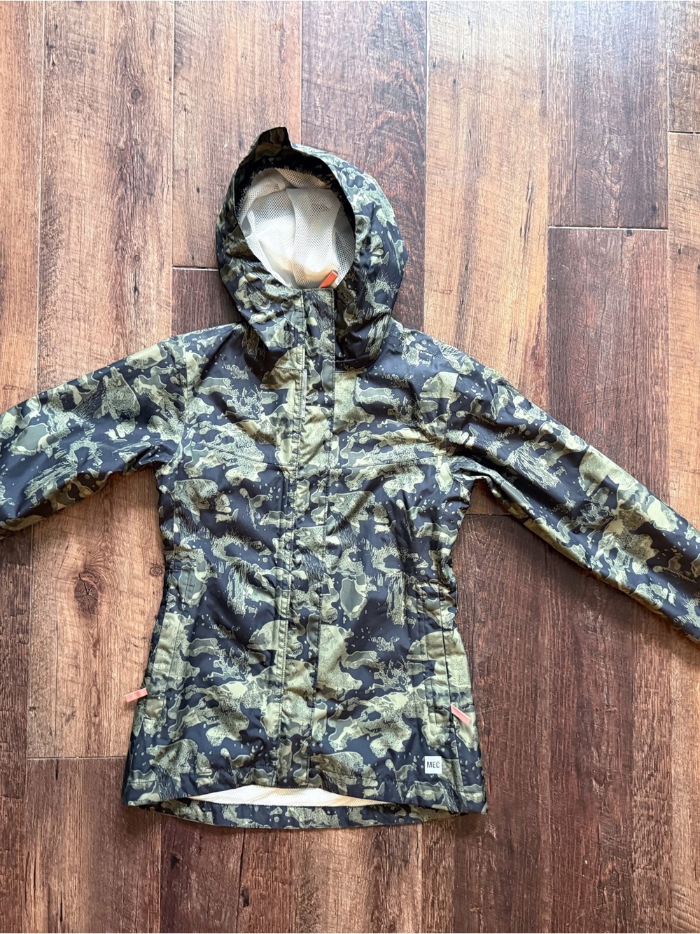 MEC Olive and Black Camo Rain Jacket size 8 youth